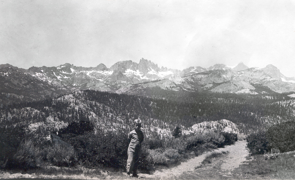 Near Mammoth.  Minarets + Banner Peak + Mt. RItter in the background